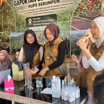Prodi Rekayasa Kosmetik Itera Latih Petani Olah Hidrosol Daun Pala Jadi Produk Perawatan Rambut
