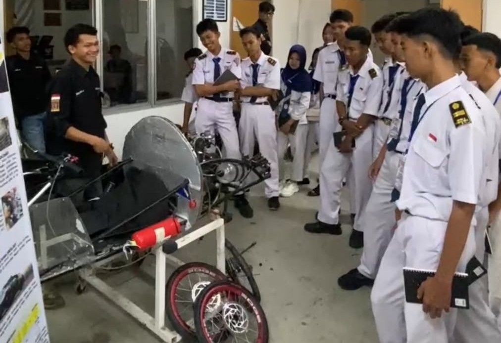 You are currently viewing SMKN 2 Terbanggi Besar Jelajahi Dunia Teknik Mesin di Itera