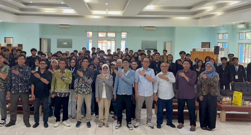 You are currently viewing Teknik Kelautan Itera Jelajahi Pesisir dan Pelabuhan melalui Studi Lapangan Lintas Jawa