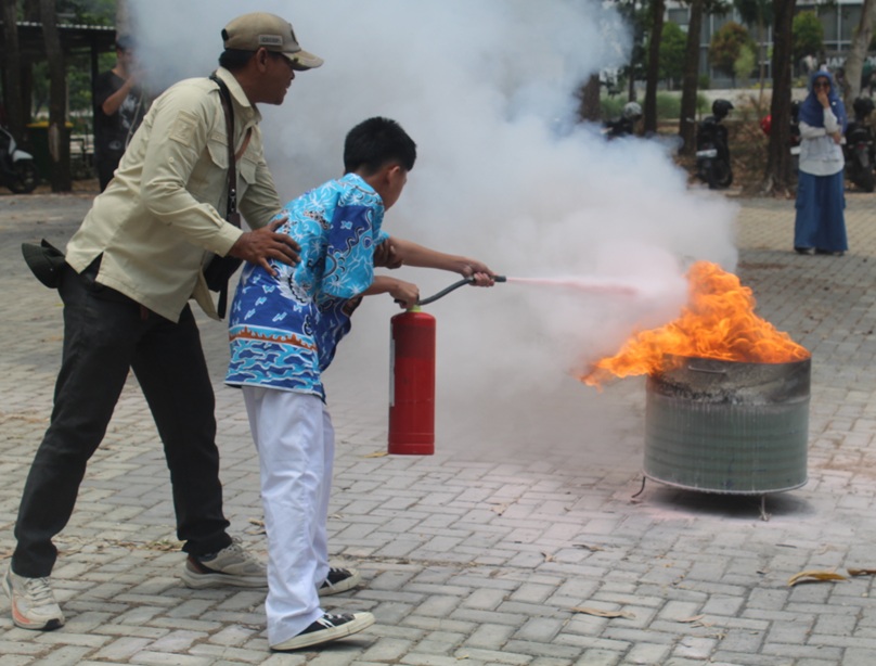 You are currently viewing Kunjungi Itera, Siswa SMPN 15 Bandar Lampung Belajar Cegah Kebakaran Hutan