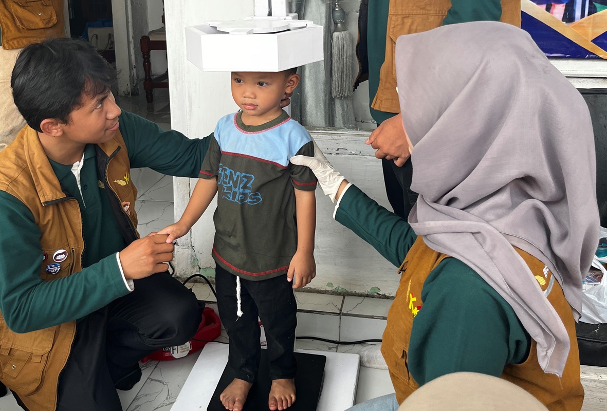 You are currently viewing Mahasiswa Itera Terapkan Inovasi Antropometri Digital untuk Dukung Pelayanan Posyandu