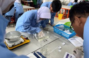 Read more about the article Program Open Laboratorium Prodi Kimia Itera Diminati Pelajar Lampung